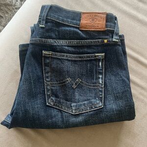Lucky brand sweet and low cut jeans. Preloved, excellent condition. Size 8/29.